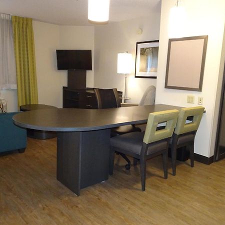 Candlewood Suites Glen Allen-Short Pump Екстериор снимка