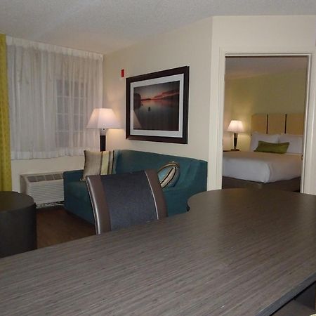 Candlewood Suites Glen Allen-Short Pump Екстериор снимка