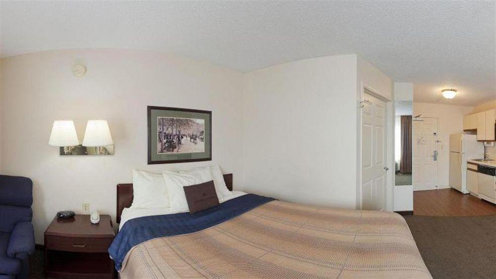 Candlewood Suites Glen Allen-Short Pump Екстериор снимка