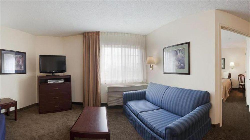 Candlewood Suites Glen Allen-Short Pump Екстериор снимка