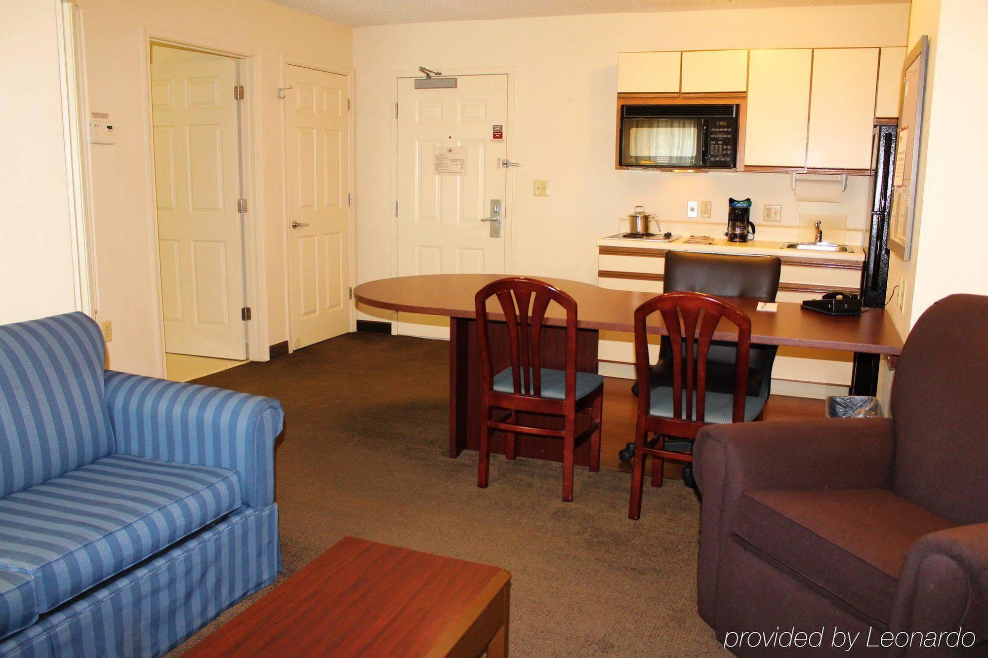 Candlewood Suites Glen Allen-Short Pump Екстериор снимка