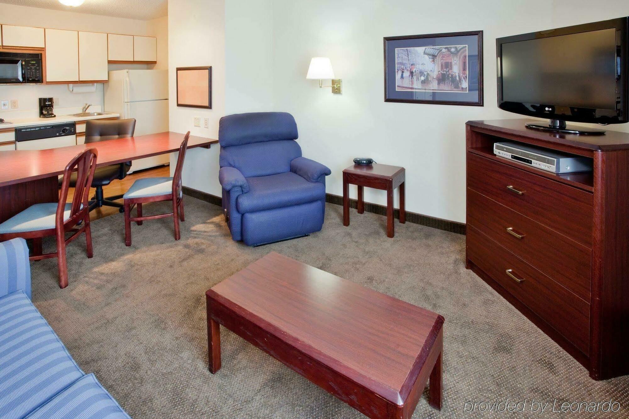 Candlewood Suites Glen Allen-Short Pump Екстериор снимка