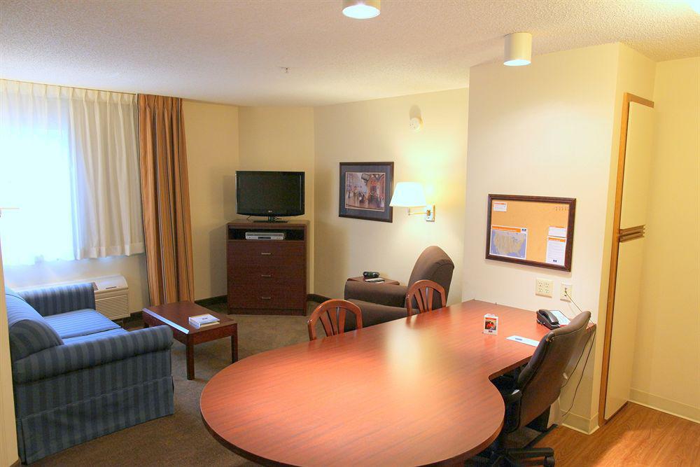 Candlewood Suites Glen Allen-Short Pump Екстериор снимка