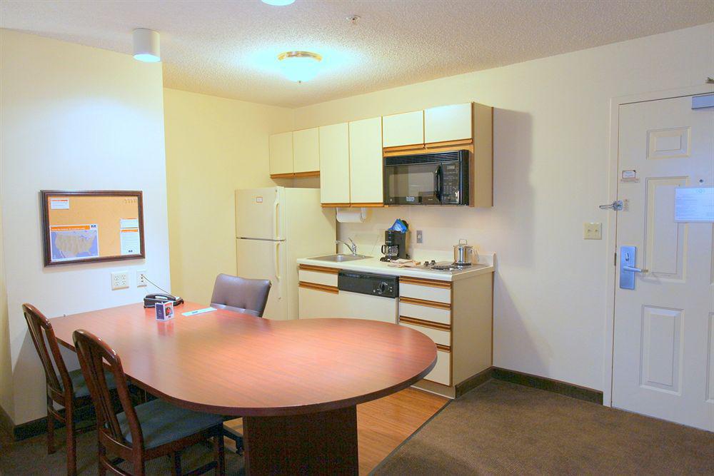 Candlewood Suites Glen Allen-Short Pump Екстериор снимка