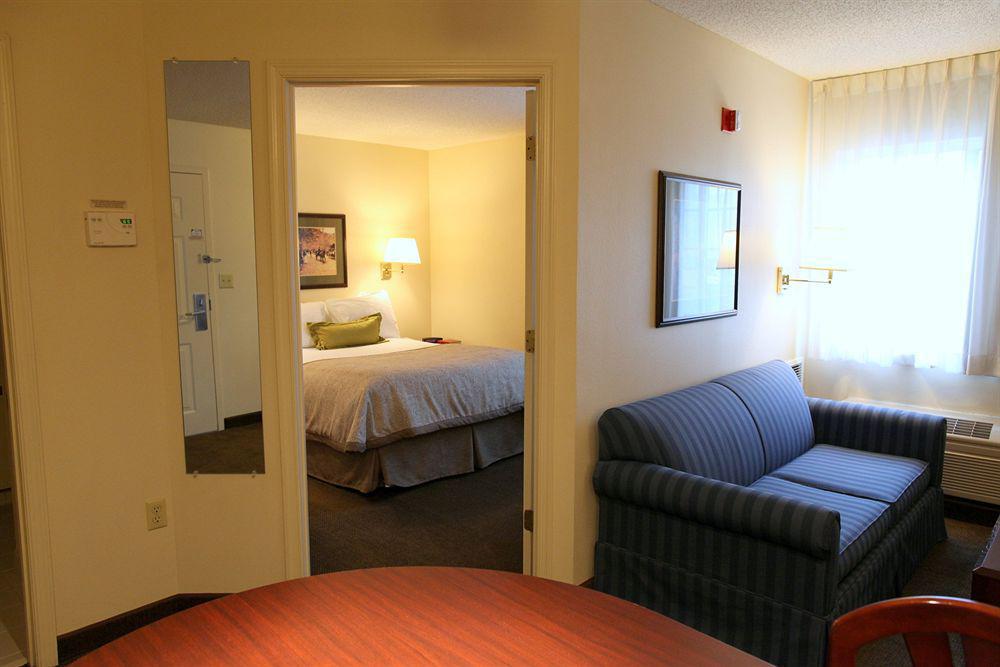 Candlewood Suites Glen Allen-Short Pump Екстериор снимка
